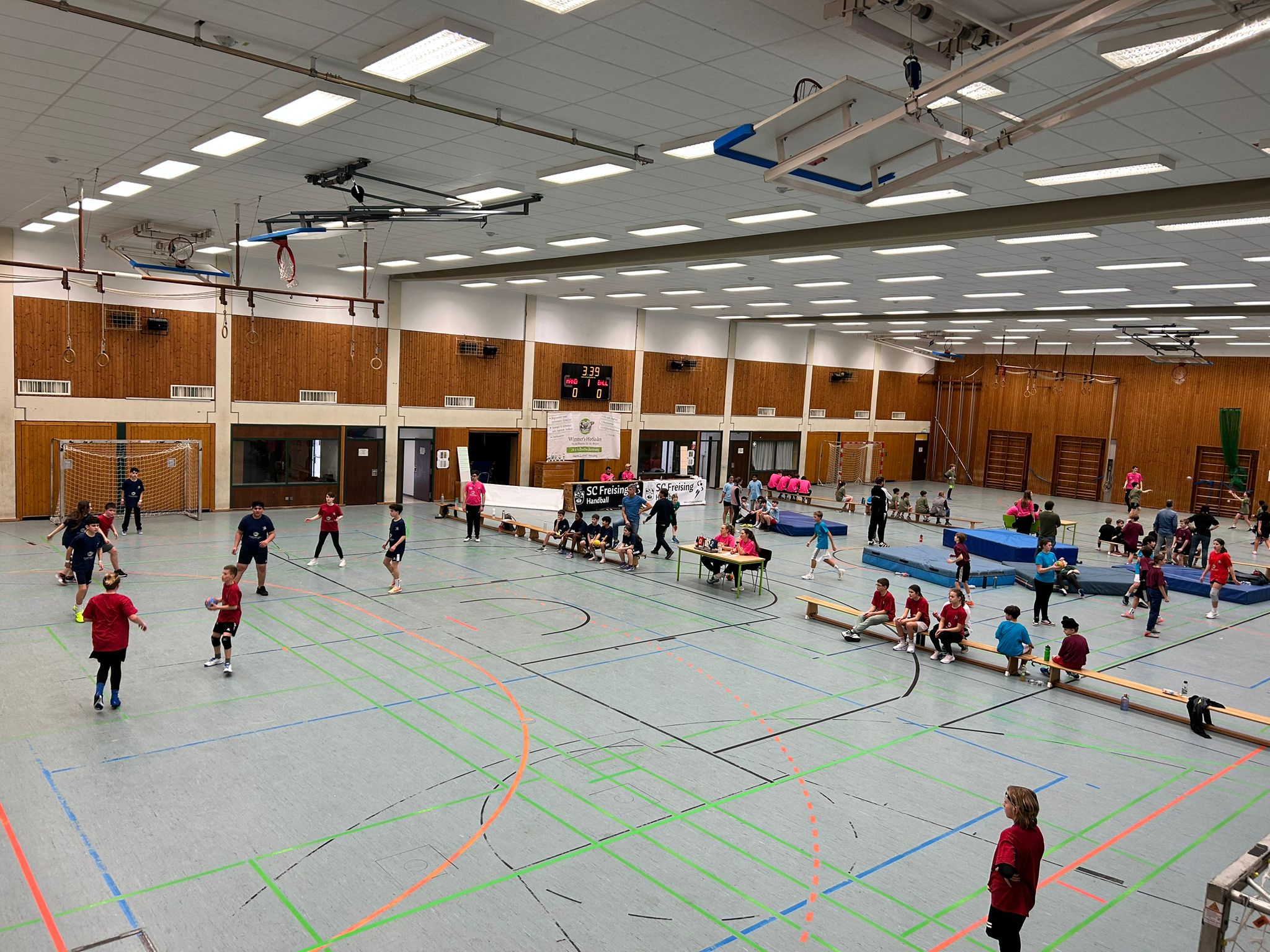 🏆 Handball-Action pur: Schulturnier begeistert Freisinger Nachwuchs
